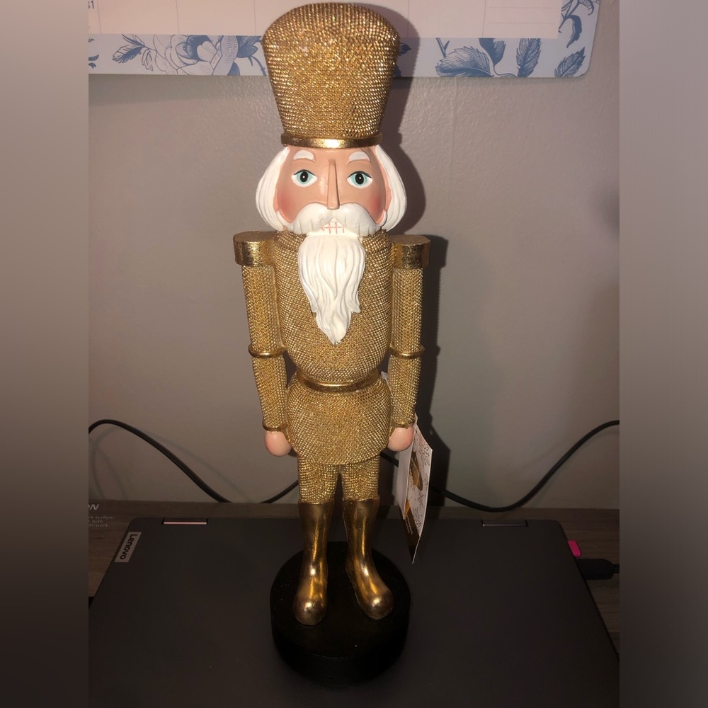 ‼️ Gold Nutcracker Holiday Figurine - Decorative Home Accent